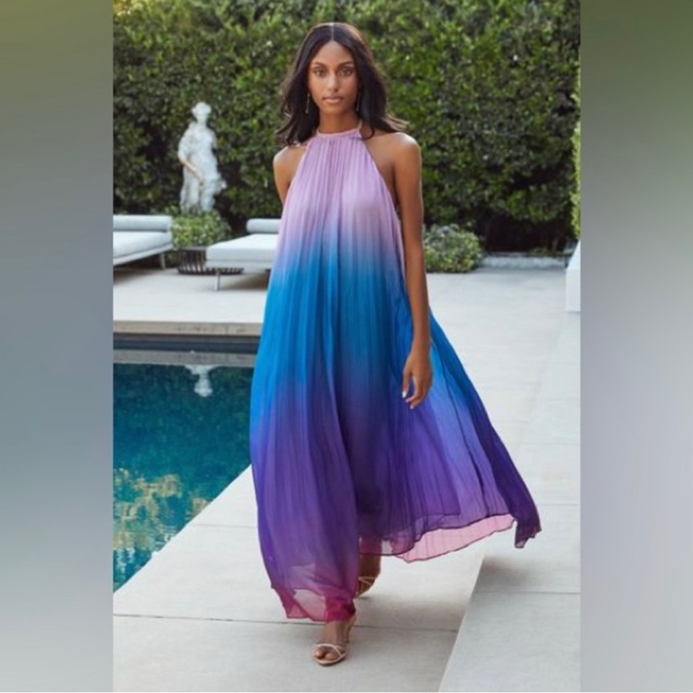 NWT! Gorgeous ombré dress.